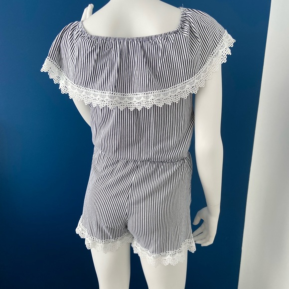 Jumpsuit or Romper for Summer Small Size - Picture 6 of 7